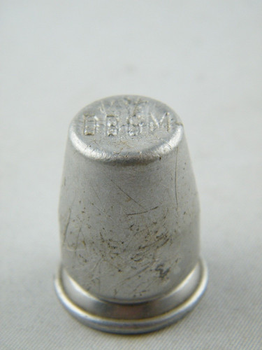 Alter alu fingerhut mit - alter,