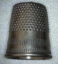 Antiker Fingerhut Silber –