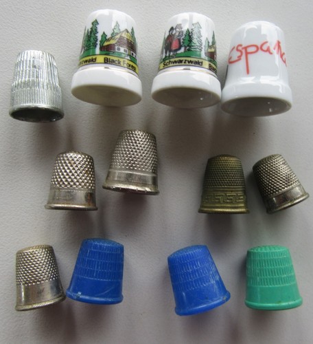 Kleines konvolut fingerhüte - kleines,
