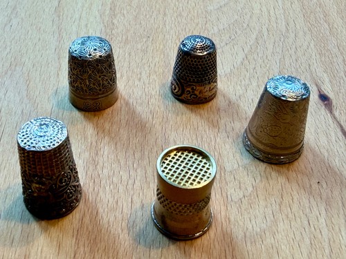 Alte metall fingerhüte - metall,