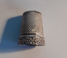 Fingerhut aus Silber 800