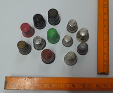 12 ältere Fingerhut